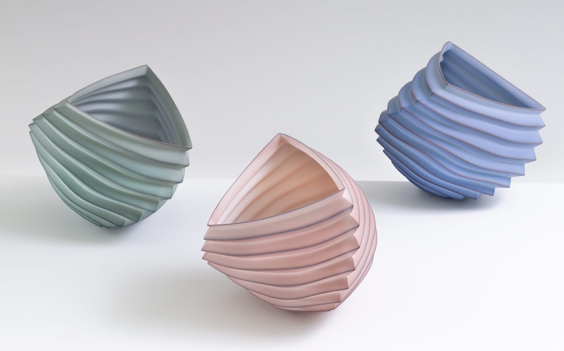 The Minimalist Philosophy of Ceramics: Mark Goudy’s “Origami Balance”​​